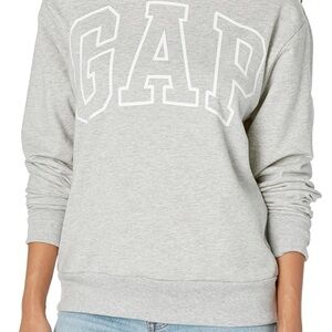 ⭐️NWT⭐️ GAP Women's Sherpa Lined Light Gray Logo Sweatshirt, Medium